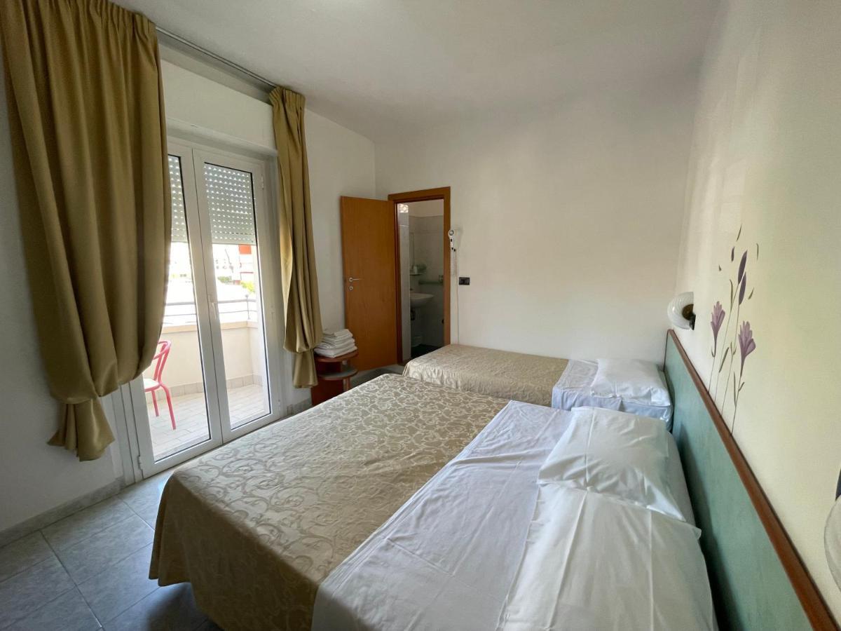 Hotel Marina Riccione Esterno foto