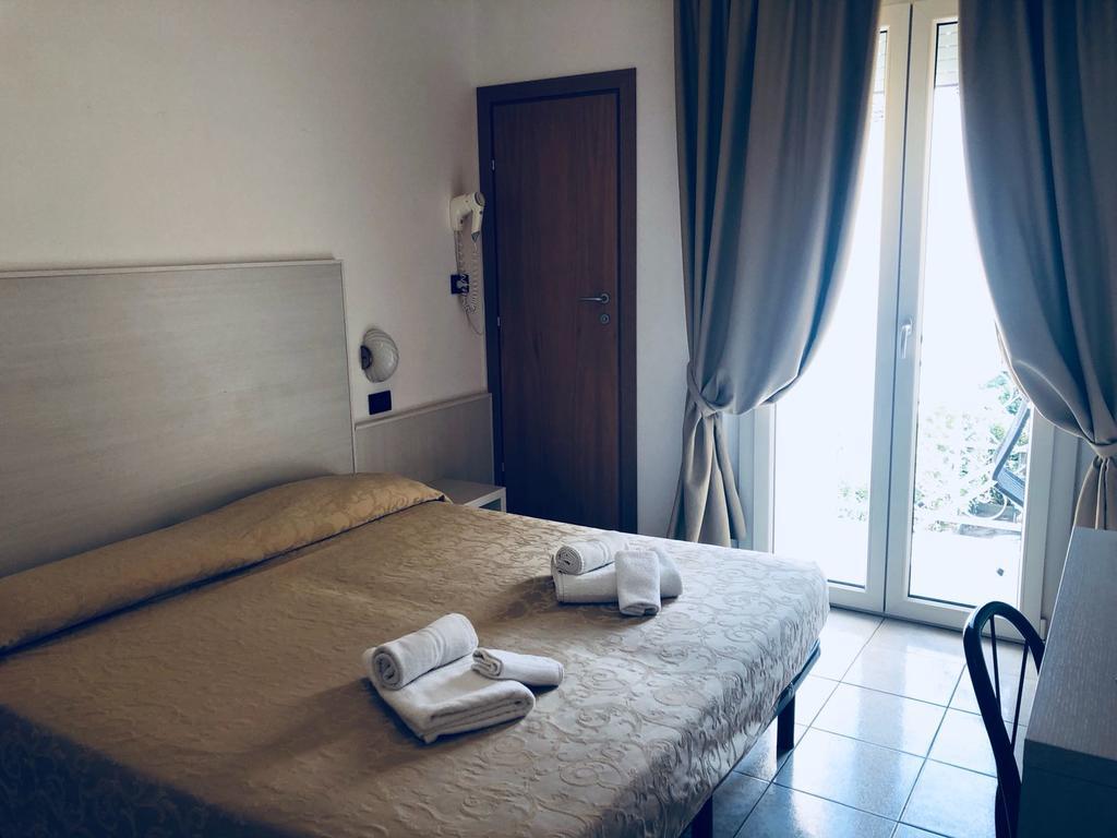 Hotel Marina Riccione Esterno foto