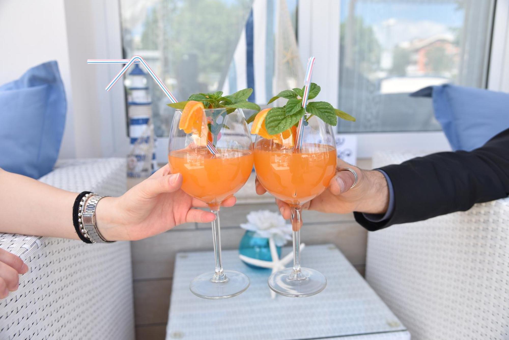 Hotel Marina Riccione Esterno foto