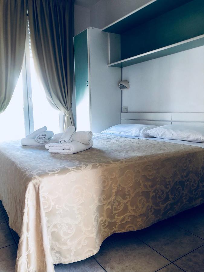 Hotel Marina Riccione Esterno foto