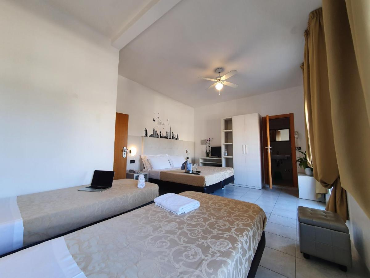 Hotel Marina Riccione Esterno foto